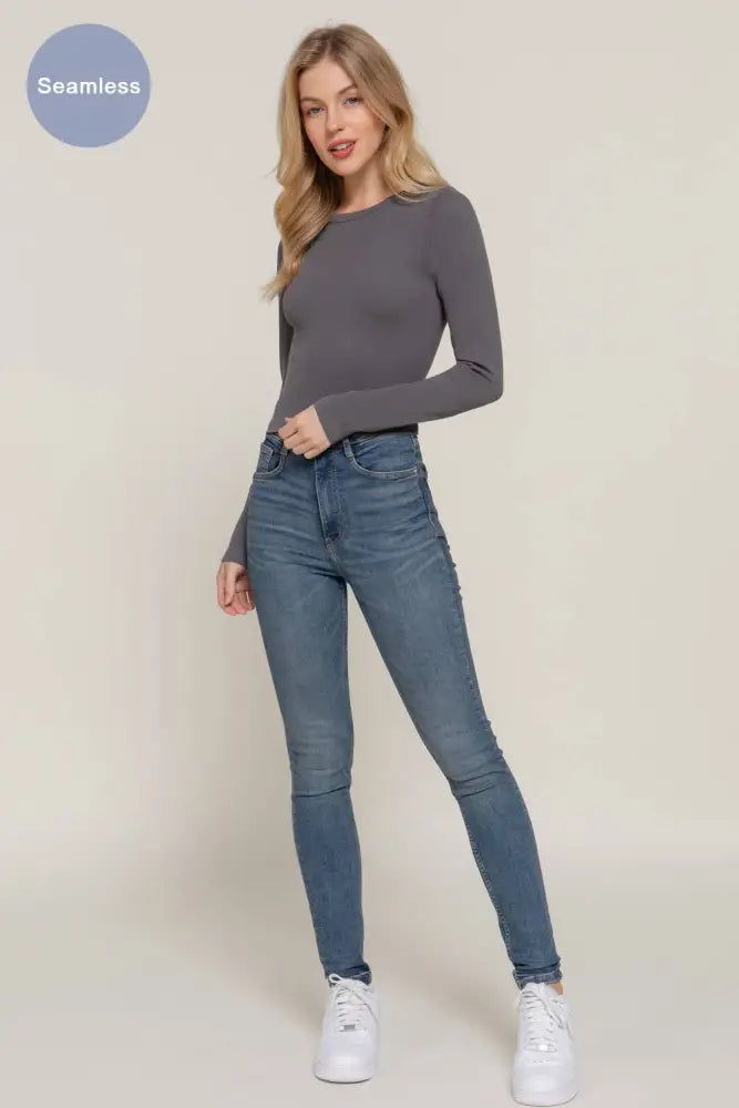 Long Sleeve Crew Neck Rib Seamless Top: Black - Posh Finds