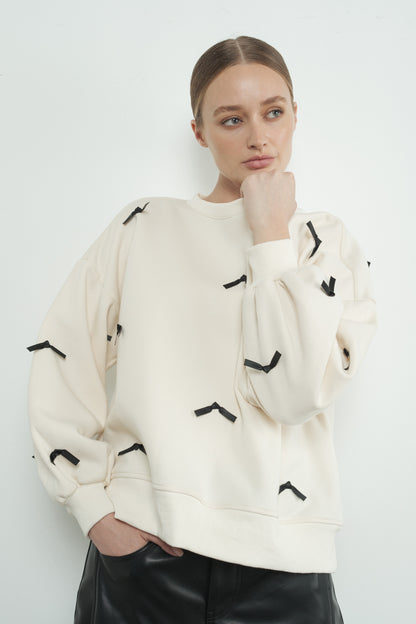 SATIN TAPE RIBBON CREWNECK SWEATSHIRT in CREAM