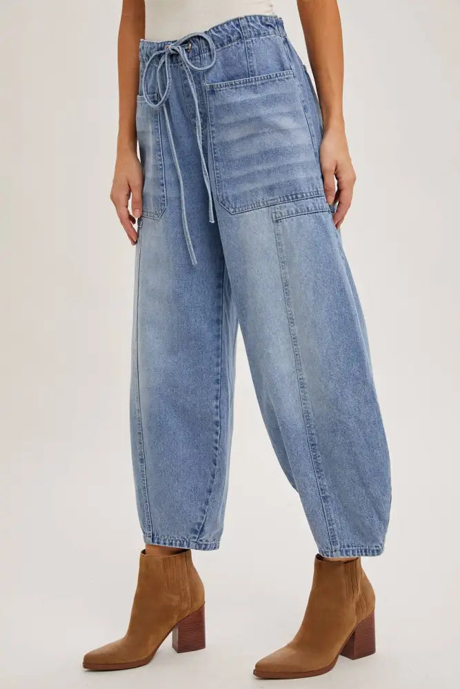 MID-WAIST DRAWSTRINGS BARREL JEANS: MED.WASH - Posh Finds