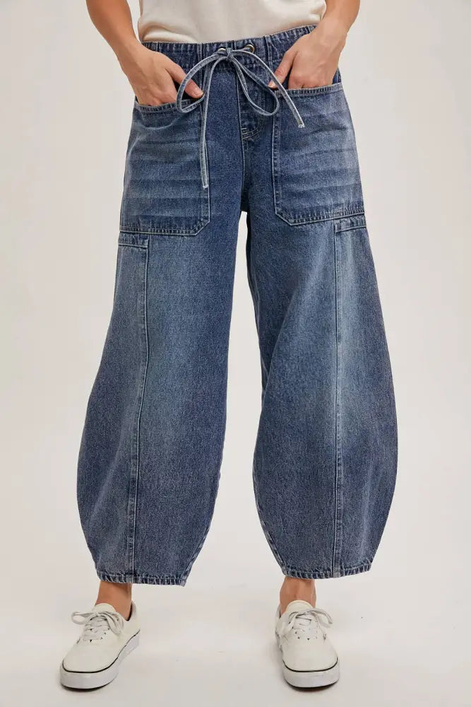 MID-WAIST DRAWSTRINGS BARREL JEANS: MED.WASH - Posh Finds