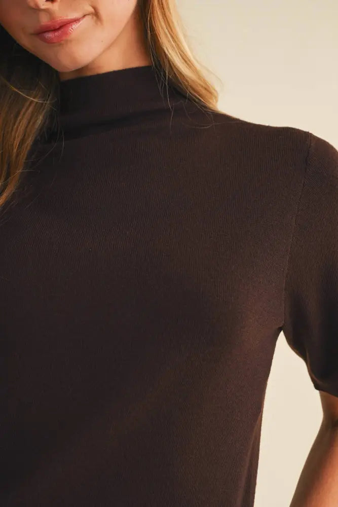 Mock-Neck Fine-Gauge Knit Pullover: Black / M