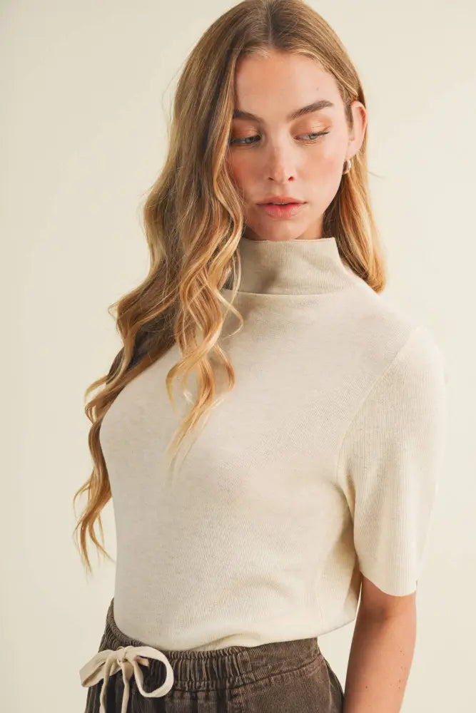 Mock-Neck Fine-Gauge Knit Pullover: CREAM / M