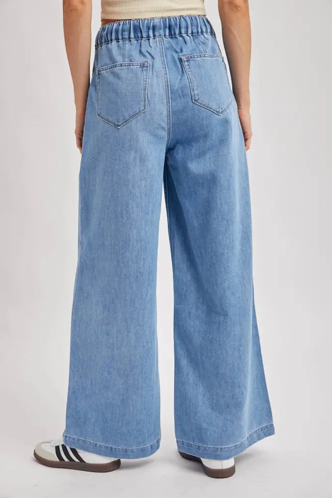 PAPER BAG WIDE LEG JEANS: LT.WASH - Posh Finds