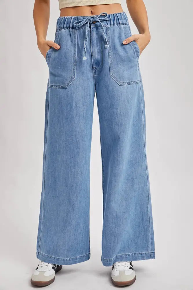 PAPER BAG WIDE LEG JEANS: LT.WASH - Posh Finds