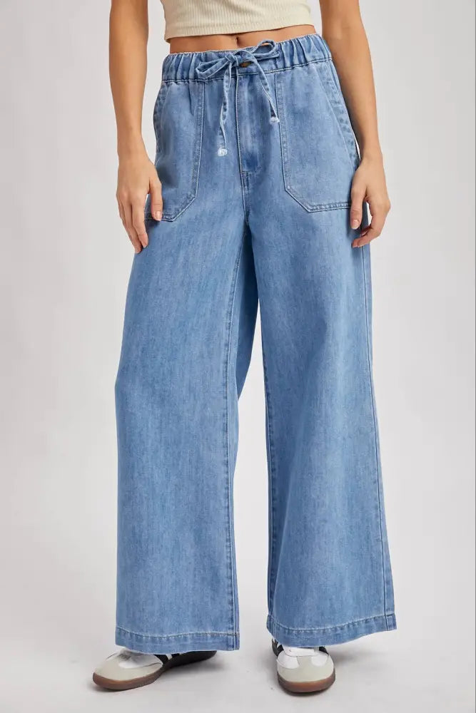 PAPER BAG WIDE LEG JEANS: LT.WASH - Posh Finds