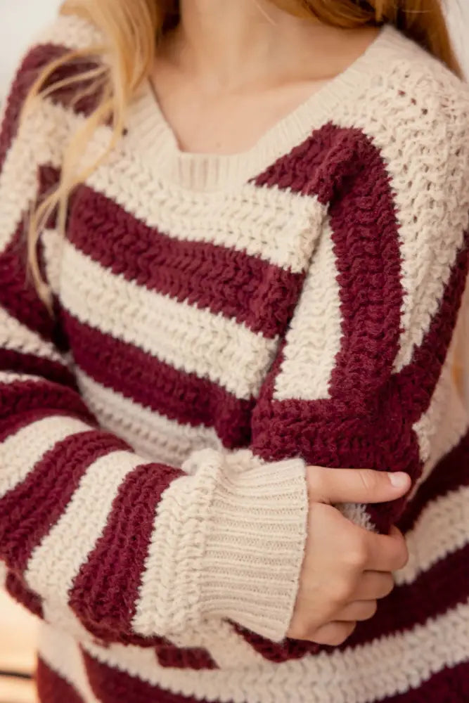 RELAXED STRIPE LONG SLEEVE PULLOVER KNIT SWEATER: OXBLOOD - Posh Finds