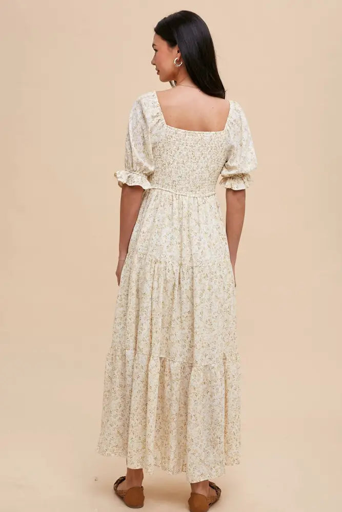 ROSETTE SWEETHEART NECK FLORAL TIERED DRESS: DAFFODIL CREME - Posh Finds