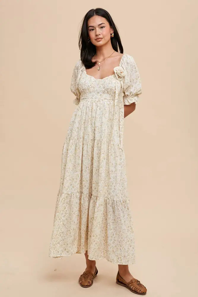 ROSETTE SWEETHEART NECK FLORAL TIERED DRESS: DAFFODIL CREME - Posh Finds