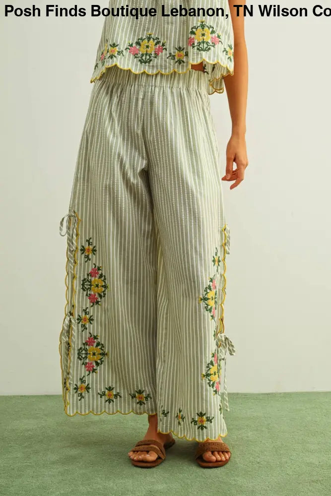 P6208ST FLORAL EMBROIDERY WITH STRIPED PANTS WITH TIE: SAGE / M