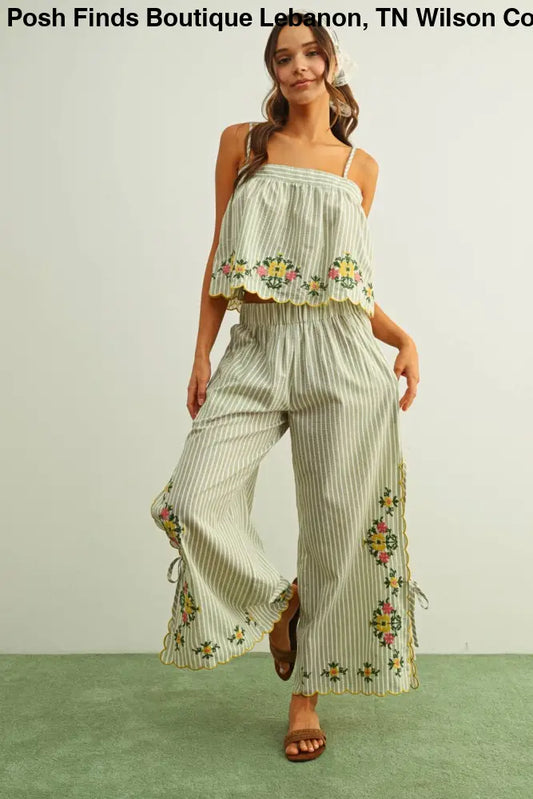 T6209ST FLORAL EMBROIDERY WITH STRIPED TOP: SAGE / S