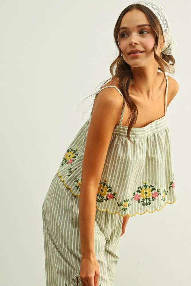 T6209ST FLORAL EMBROIDERY WITH STRIPED TOP: SAGE / S