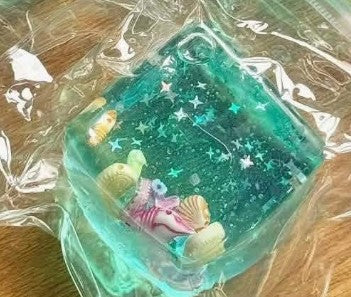 Seashell Glitter Cube Squish - toys