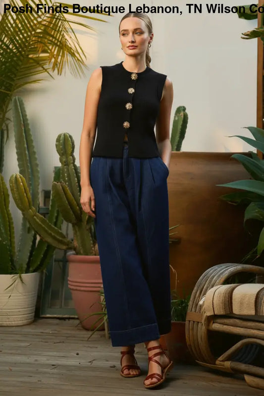 SLEEVELESS VEST STYLE BUTTON DOWN SWEATER: Black - Women > Tops