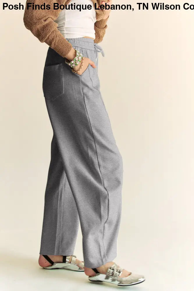 SOLID ELASTIC WAISTBAND POCKETS LONG BARREL PANTS: Khaki / S - Posh Finds