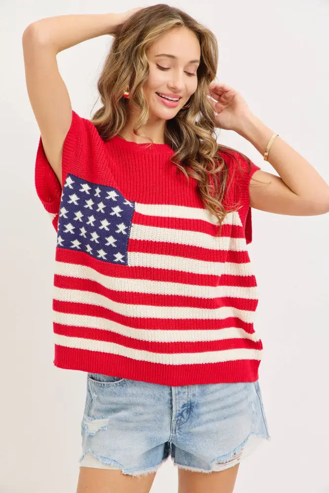 STAR AND STRIPE AMERICAN FLAG KNIT TOP: Red - Women > Tops