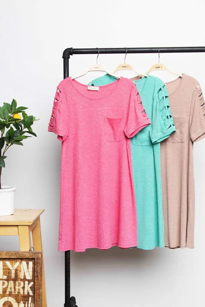 ND30836-Ruched Cutout Sleeve Tee Dress: TAUPE / S-M-L/2-2-2