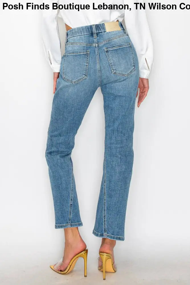 TUMMY CONTROL HIGH RISE STRAIGHT JEANS: MEDIUM WASH / 5 - Posh Finds